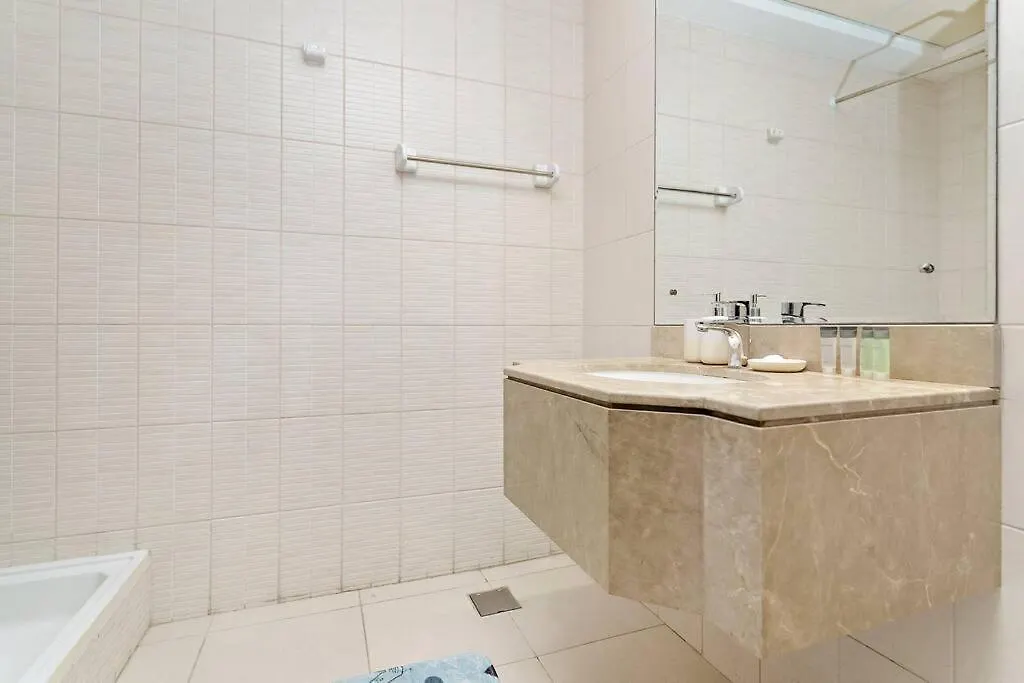 Stonetree - Near Metro - Furnished Studio In Jlt Dubai 0*,