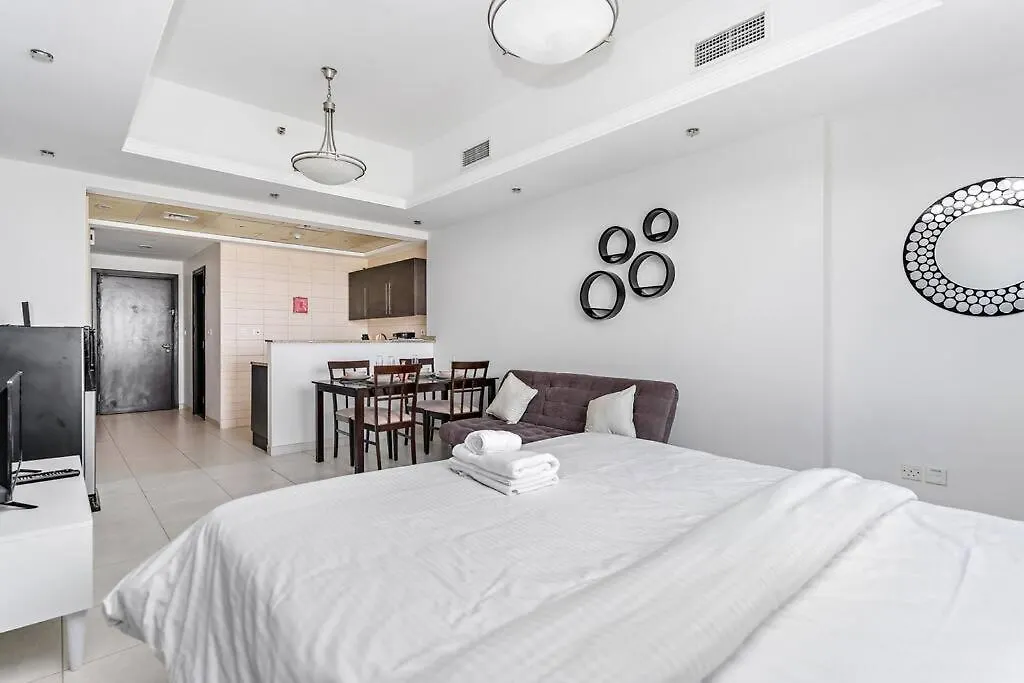 Appartamento Stonetree - Near Metro - Furnished Studio In Jlt Dubai