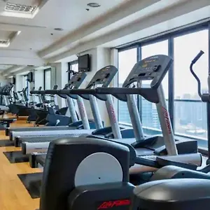 Luxury Modern In Jlt With Amazing View & Rooftop Pool - Sleeps 3 Apartment