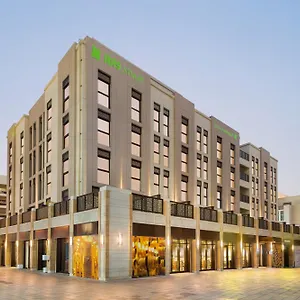 ホテル Ibis Styles Gold District, ドバイ